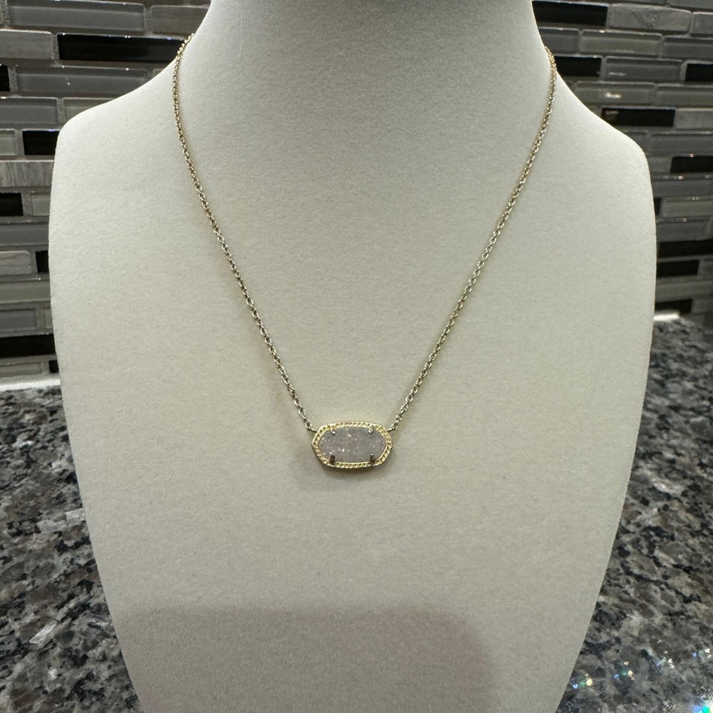 Elisa Gold Pendant Necklace in Iridescent Drusy
